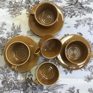 Service à café Longchamp 5 tasses et sous tasses